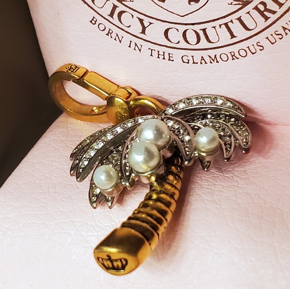 Juicy Couture Palm Tree Charm Coconut Pearl Rhinestone Pave Crystal Gold Nature - Picture 7 of 13